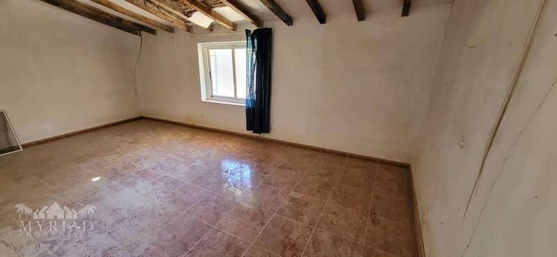 2 bedroom Country House for sale