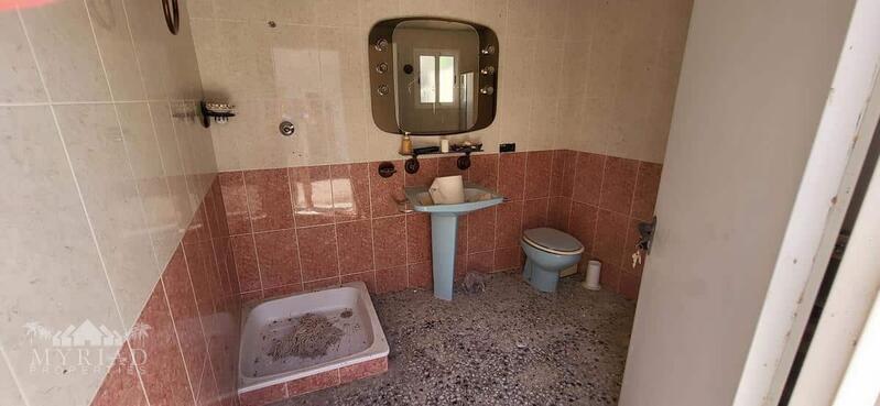 2 bedroom Country House for sale
