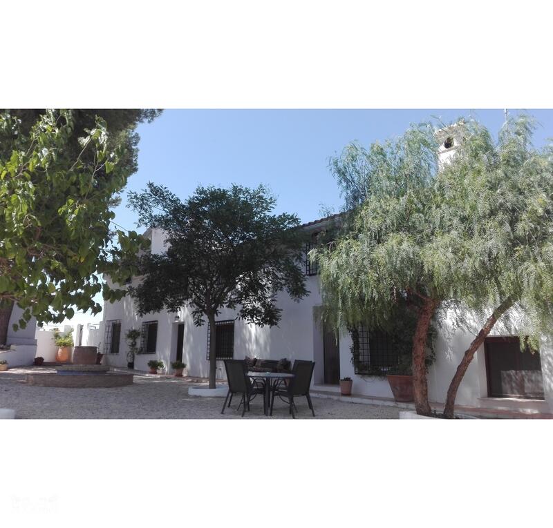 Country House for sale