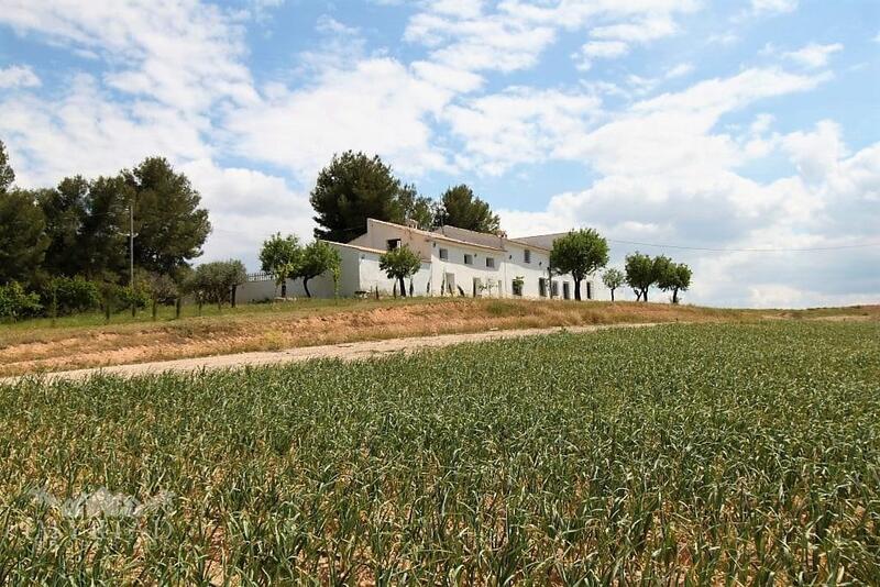 Country House for sale
