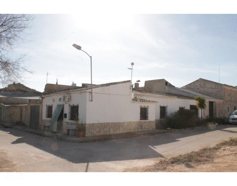 2 bedroom Country House for sale