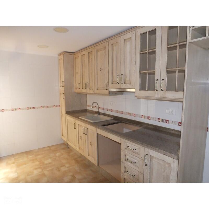 3 bedroom Apartment for sale