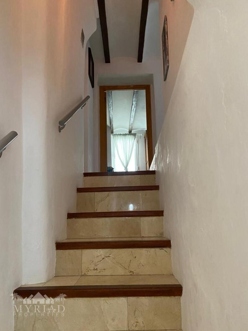 3 bedroom Townhouse for sale