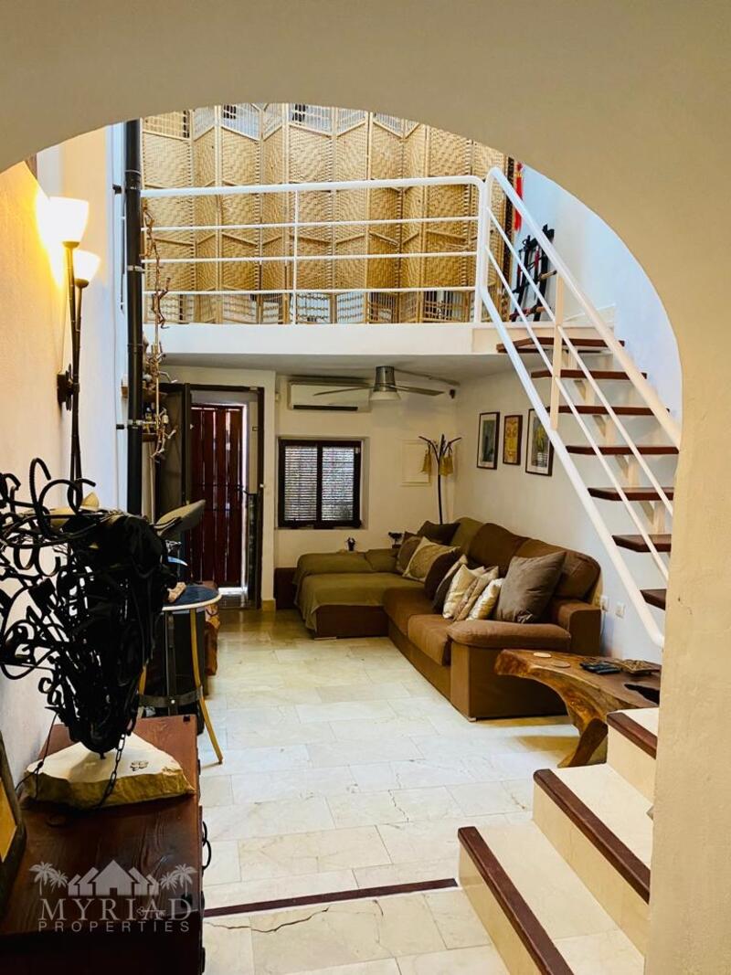 3 bedroom Townhouse for sale