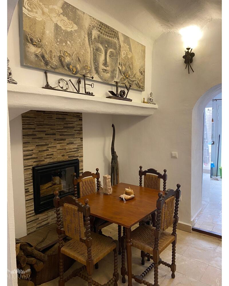 3 bedroom Townhouse for sale