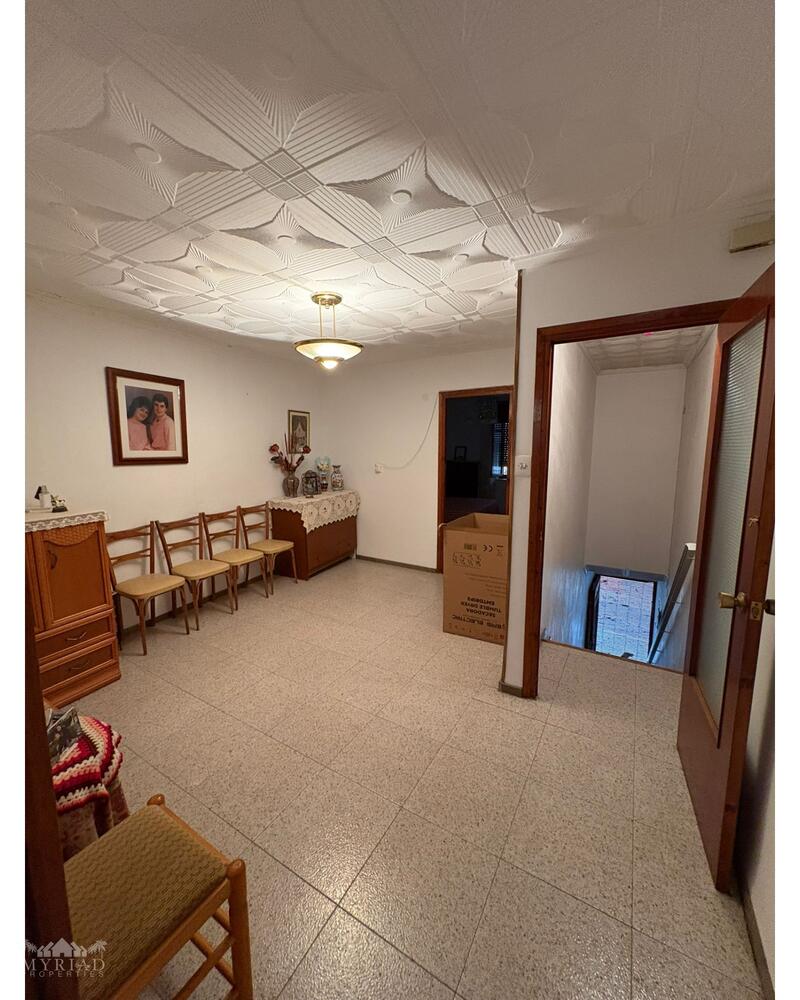 Gezinswoning Te koop in Pinoso, Alicante