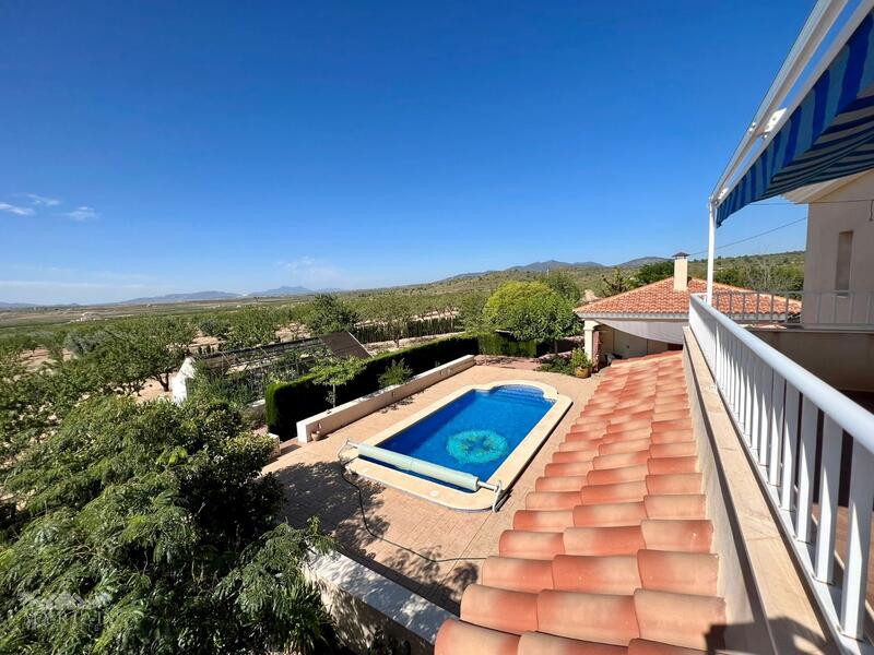 4 bedroom Villa for sale