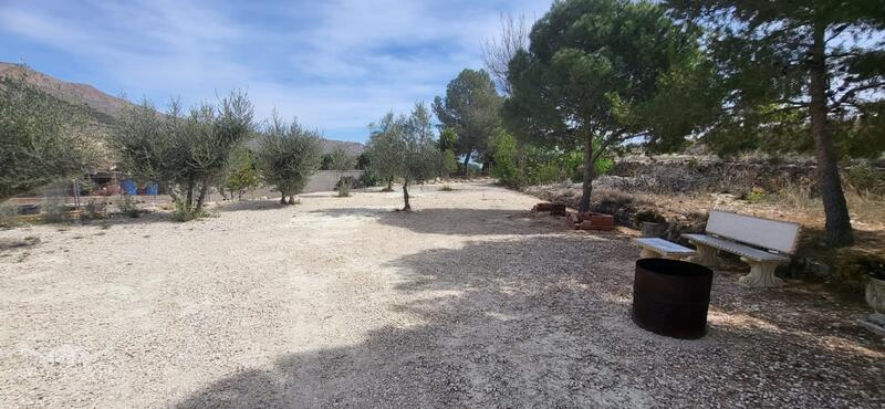 5 bedroom Country House for sale
