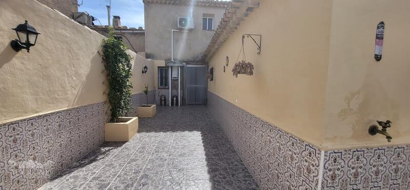 5 bedroom Country House for sale