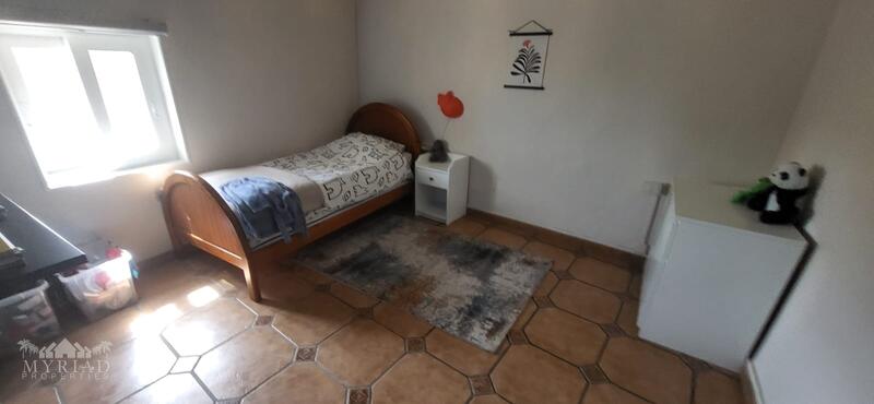 5 bedroom Country House for sale