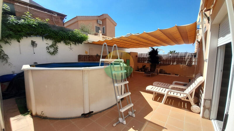 3 Cuarto Villa en venta
