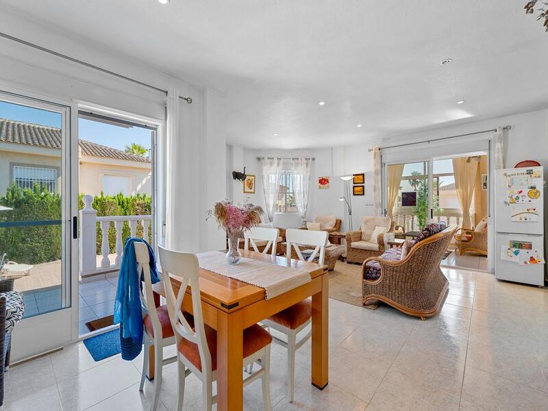 4 Cuarto Villa en venta