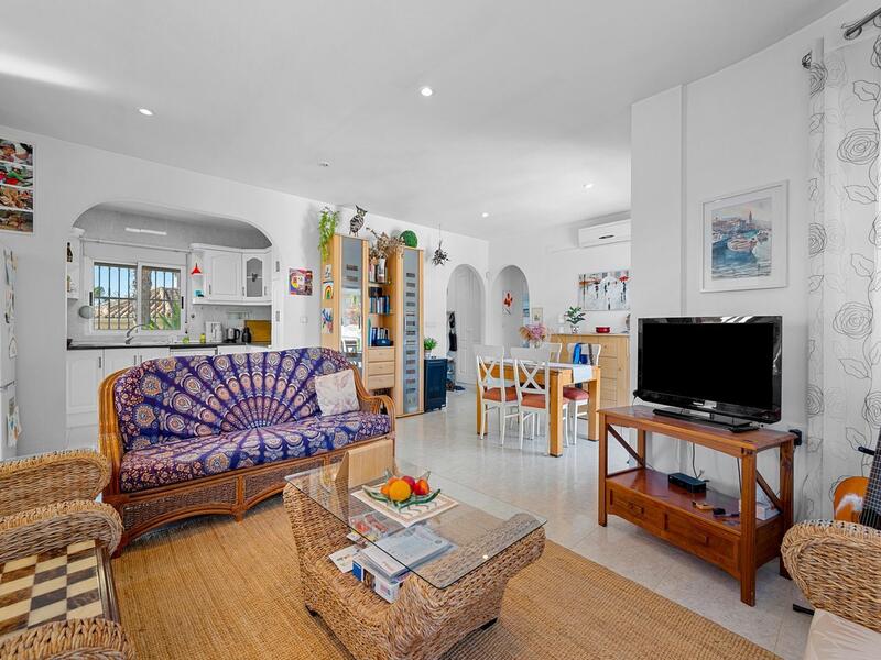 4 Cuarto Villa en venta