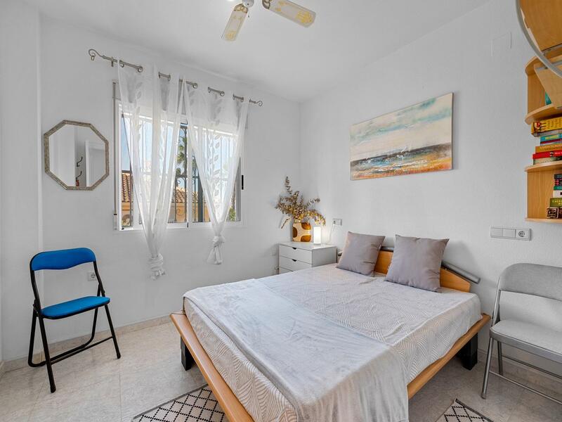 4 Cuarto Villa en venta