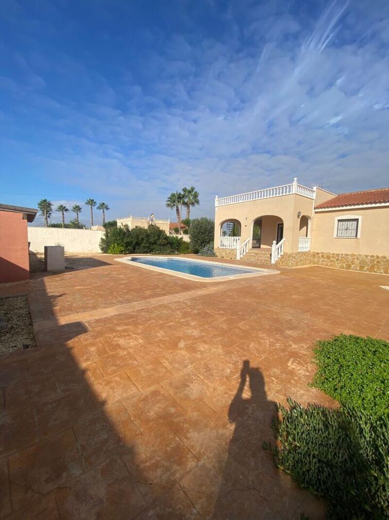 Villa à vendre dans Catral, Alicante