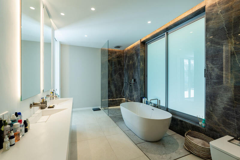 5 Schlafzimmer Villa zu verkaufen 5 Schlafzimmer Villa zu verkaufen