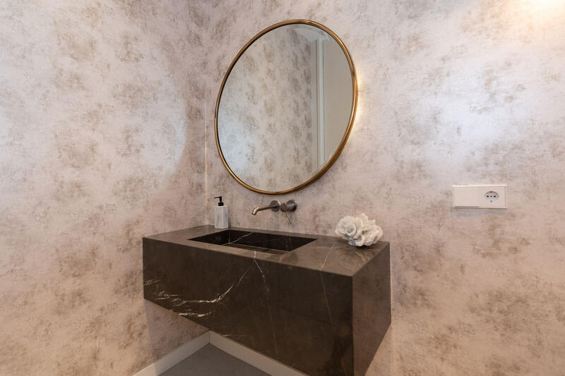 5 Schlafzimmer Villa zu verkaufen 5 Schlafzimmer Villa zu verkaufen