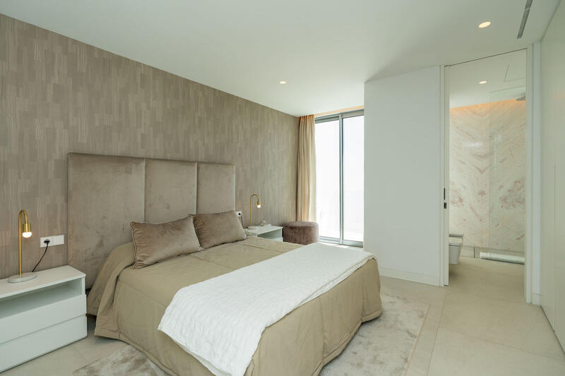 5 Schlafzimmer Villa zu verkaufen 5 Schlafzimmer Villa zu verkaufen