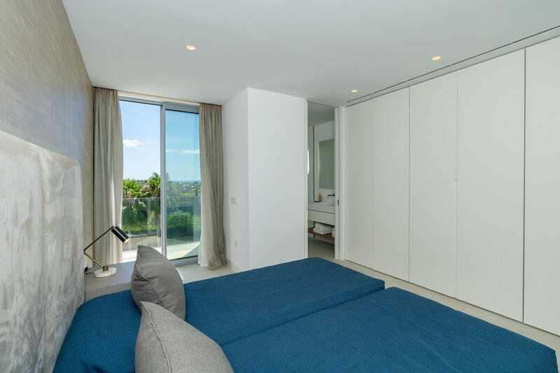 5 Schlafzimmer Villa zu verkaufen 5 Schlafzimmer Villa zu verkaufen