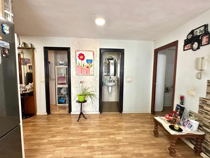 2 спальная комната квартира продается