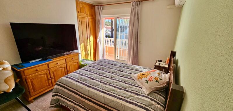 3 bedroom Townhouse for sale