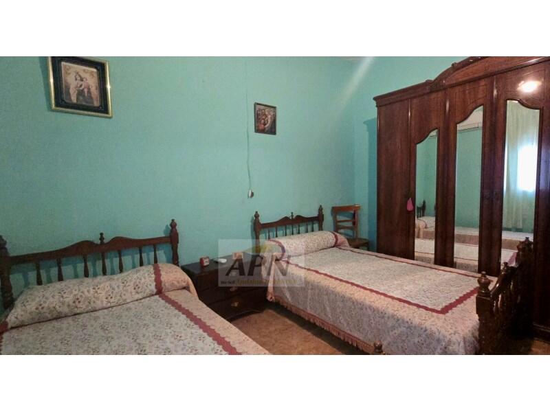 3 bedroom Townhouse for sale