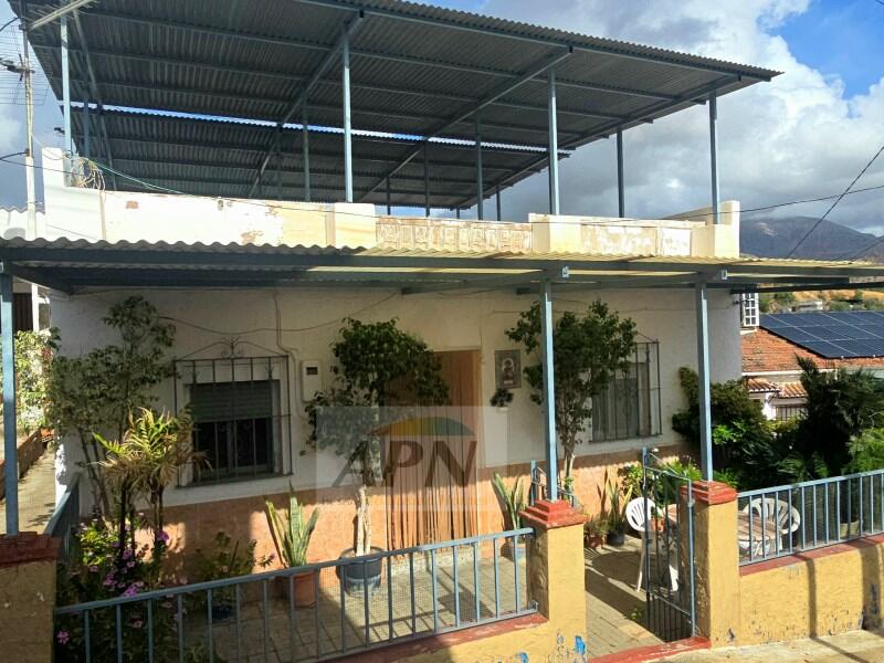 3 bedroom Townhouse for sale