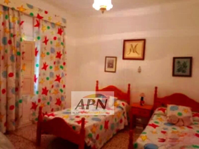 7 bedroom Country House for sale