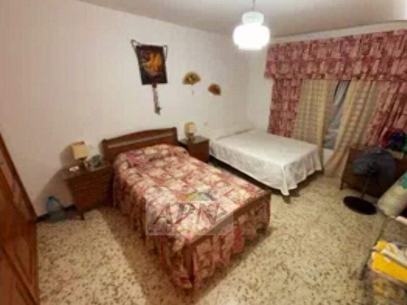 7 bedroom Country House for sale