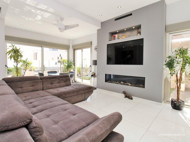 4 bedroom Villa for sale