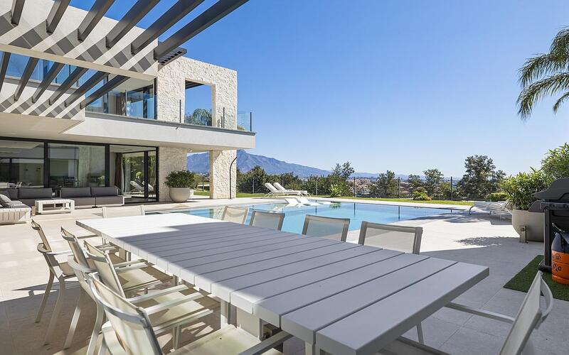 5 bedroom Villa for sale
