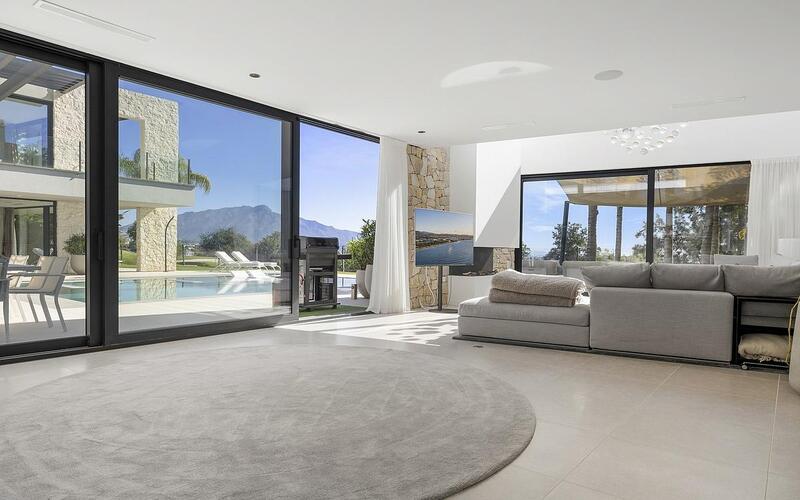 5 bedroom Villa for sale