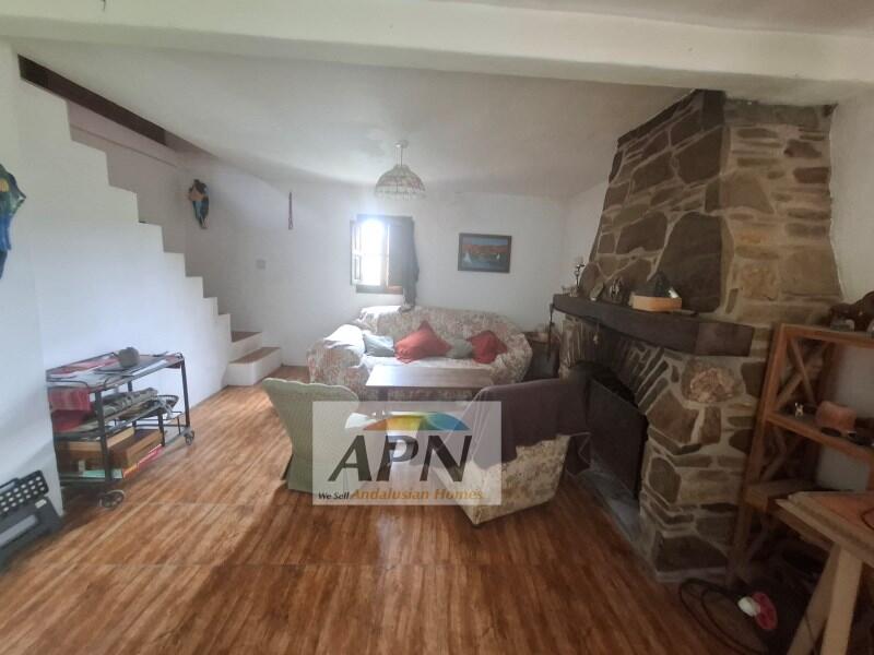 3 bedroom Country House for sale