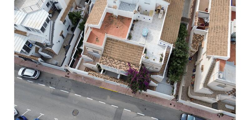 3 bedroom Townhouse for sale
