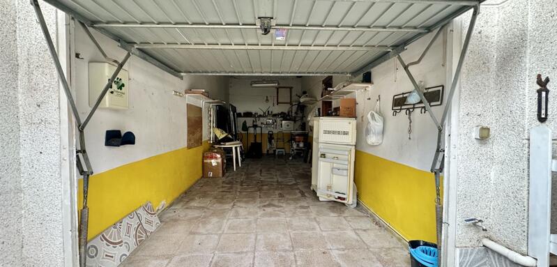 3 bedroom Townhouse for sale