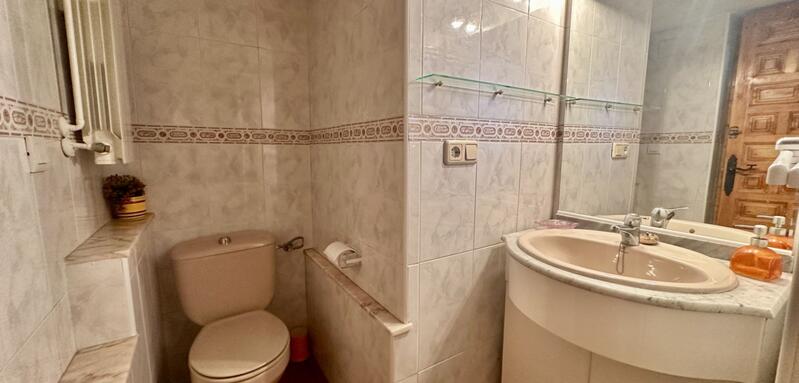 3 bedroom Townhouse for sale
