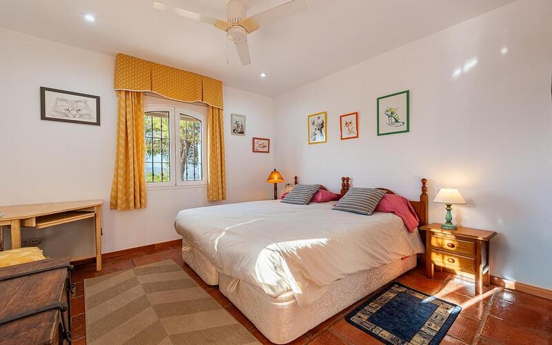 4 slaapkamer Landhuis Te koop