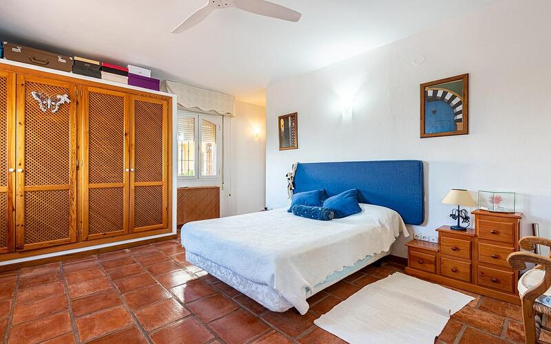 4 slaapkamer Landhuis Te koop