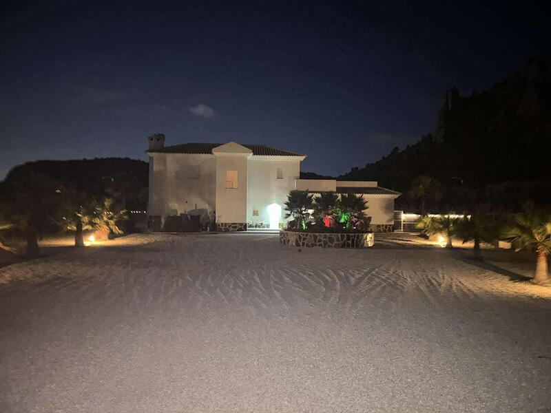 5 Schlafzimmer Villa zu verkaufen