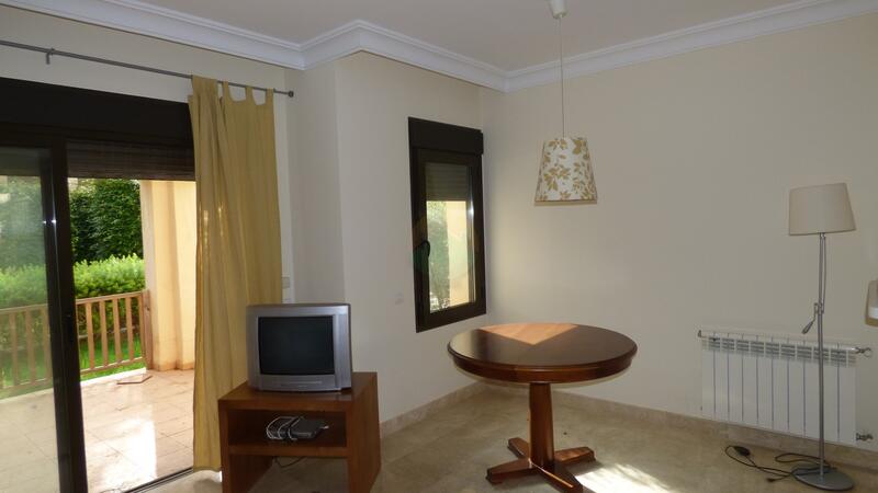 2 slaapkamer Gezinswoning Te koop