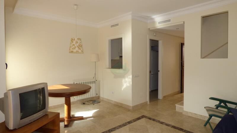2 slaapkamer Gezinswoning Te koop