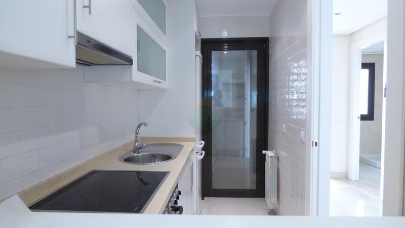 2 slaapkamer Gezinswoning Te koop