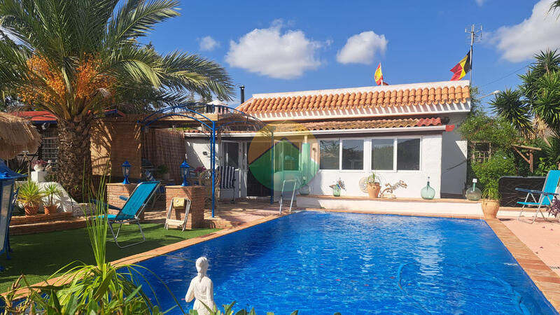 3 Cuarto Villa en venta
