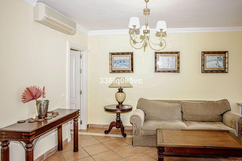 4 slaapkamer Gezinswoning Te koop
