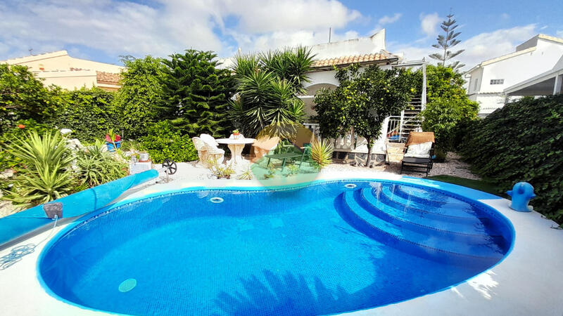 Villa till salu i Camposol, Murcia