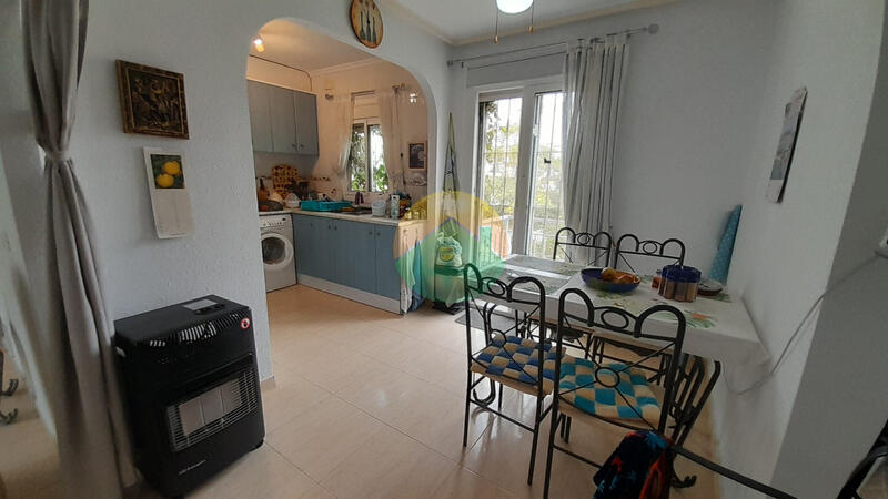 2 sovrum Villa till salu