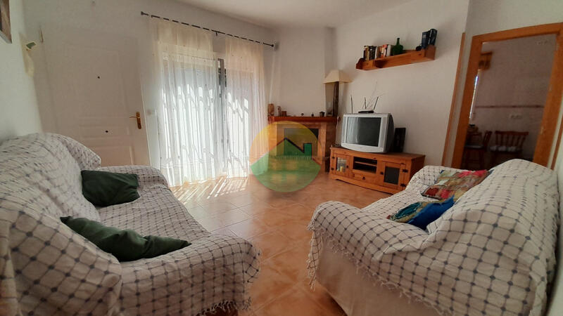 3 Schlafzimmer Landhaus zu verkaufen