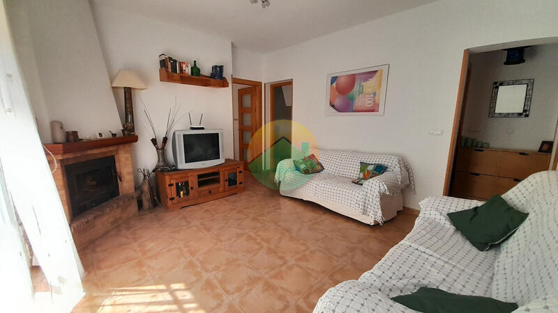 3 Schlafzimmer Landhaus zu verkaufen