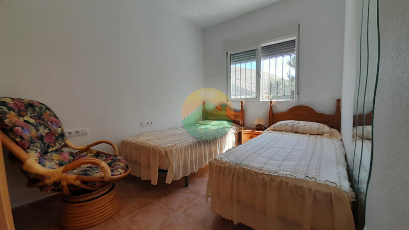 3 Schlafzimmer Landhaus zu verkaufen