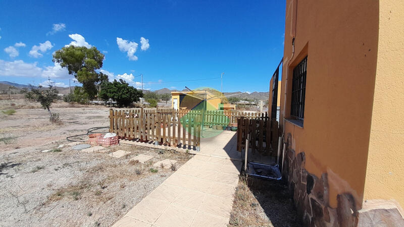 4 bedroom Country House for sale